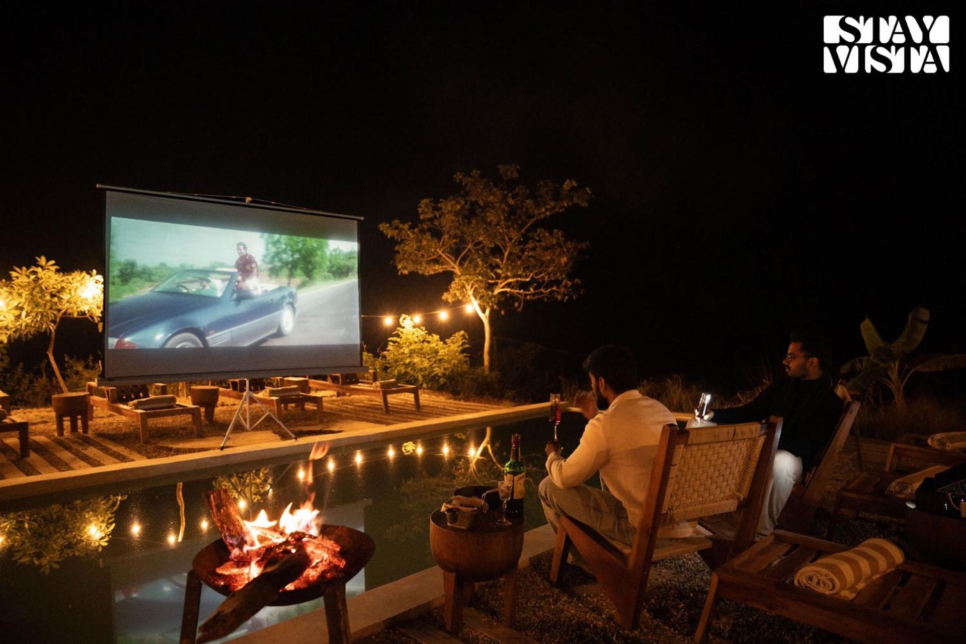 Stayvista At Artisanal Heights With Jacuzzi And Infinity Pool Una  ภายนอก รูปภาพ